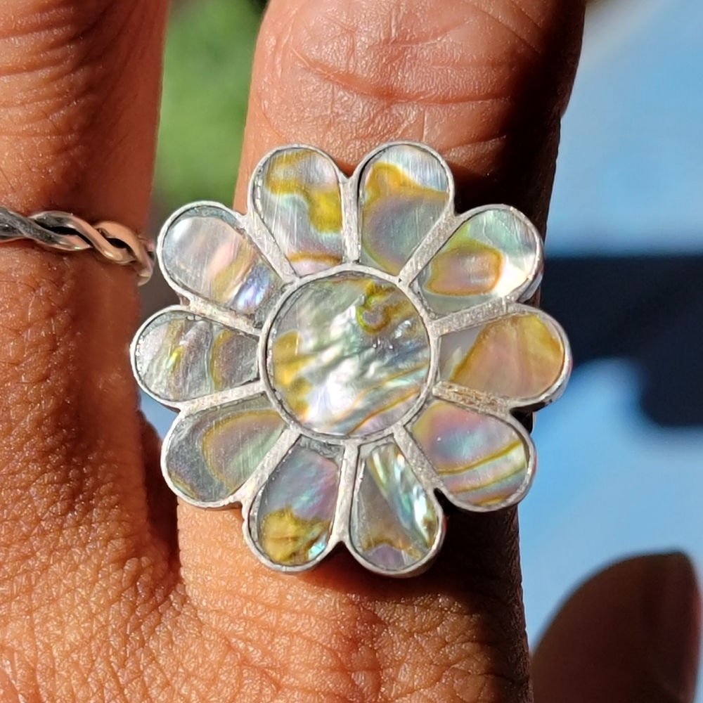 Vintage Eagle Mark 2 Mexico 925 sterling silver abalone flower ring size 7